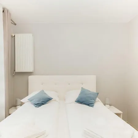 Daire Apartament Swietojanska Przy Nabrzezu By Renters *